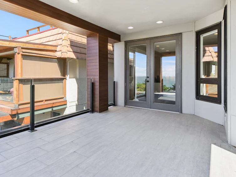 15095 Royal Avenue, Surrey, BC, V4B 1M1 - 17