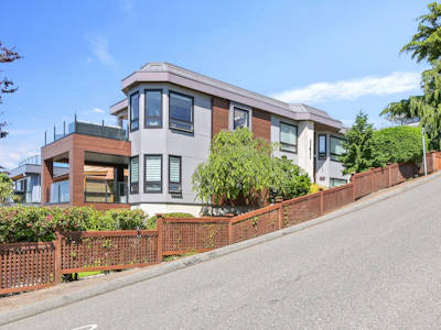 15095 Royal Avenue - 2