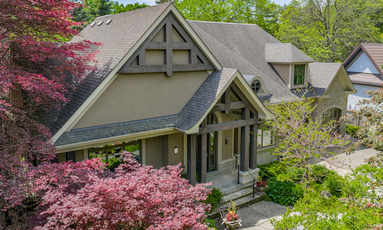 552 Bobolink Road