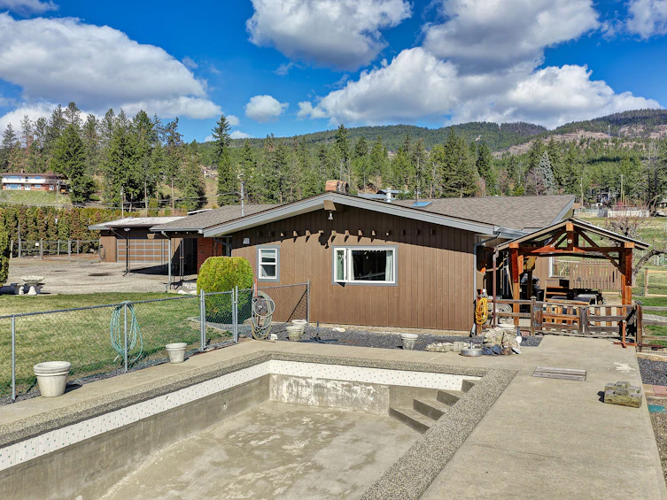 3131 Elliott Road, Westbank, BC, V4T 1M7 - 10