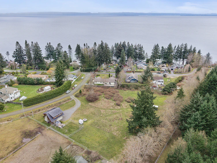 1705 Tames Road, Comox, BC, V9J 1Y2 - 5