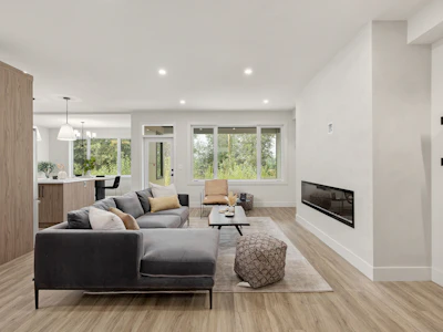 912 Bull Crescent - 4