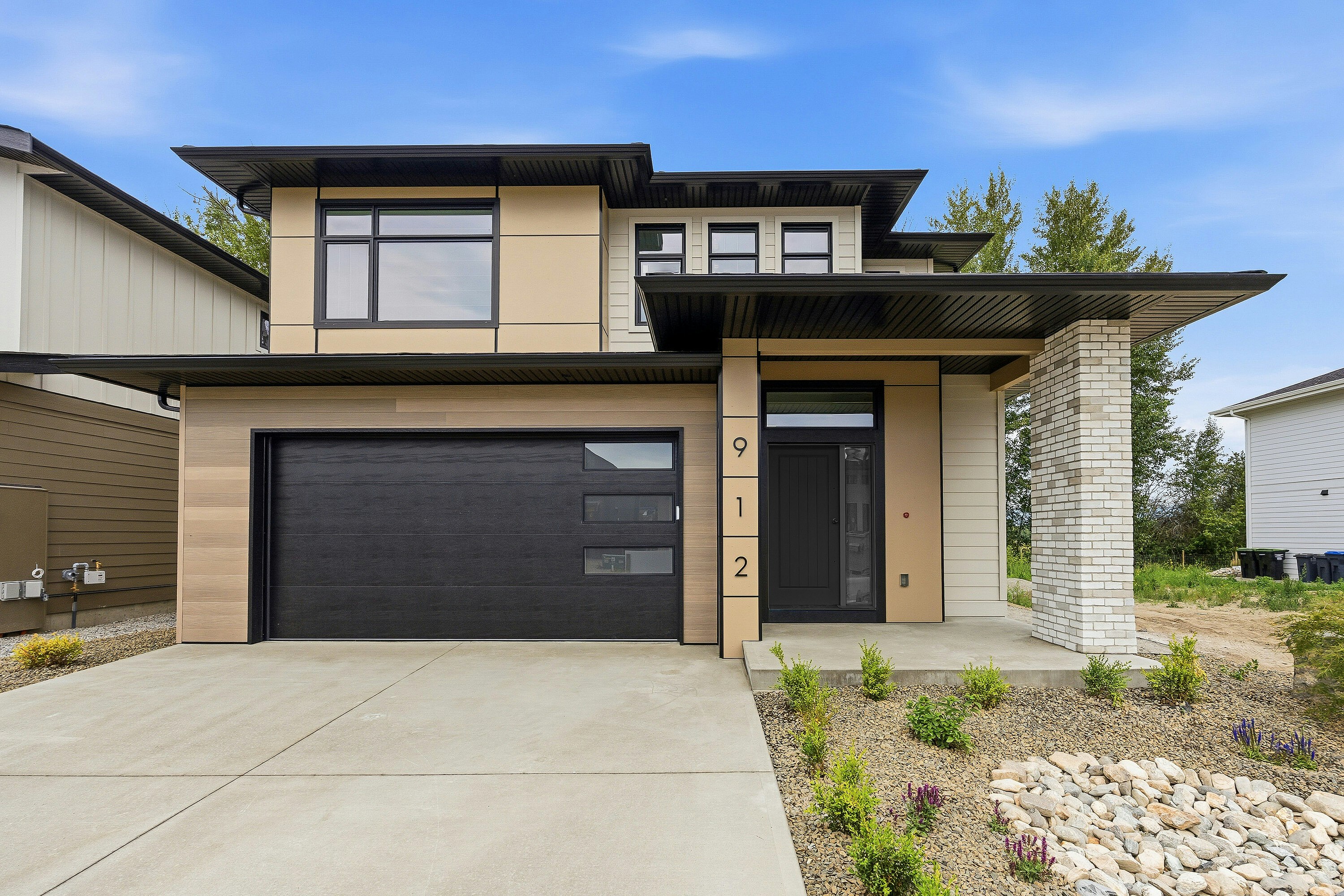 912 Bull Crescent, Kelowna, BC, V1W 4N2
