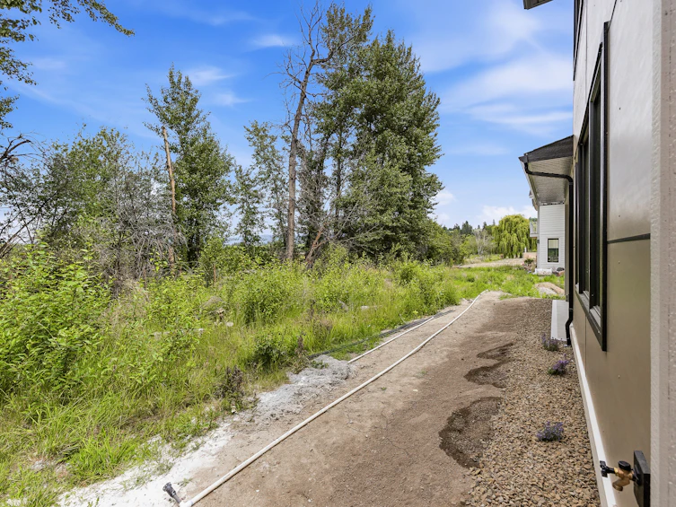 908 Bull Crescent, Kelowna, BC, V2Y 4N2 - 34