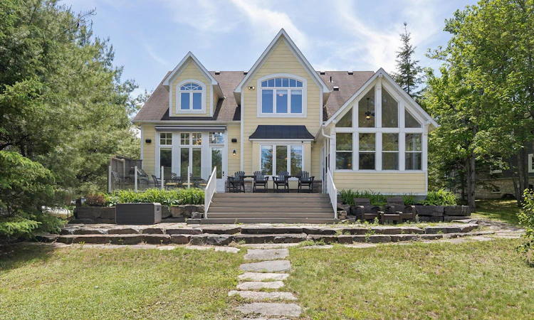 1214 Hamilton 7 Road