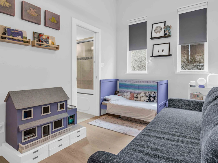 2168 Wall Street, Vancouver, BC, V5L 1B5 - 21
