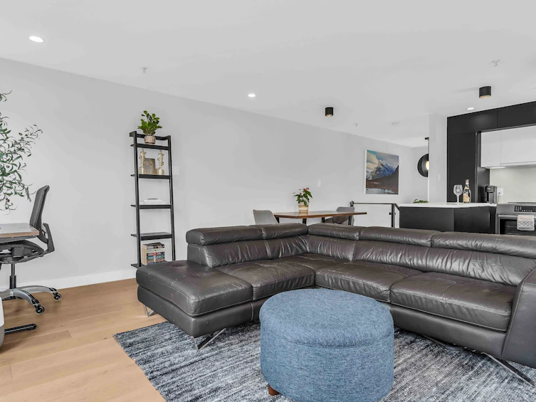 2168 Wall Street, Vancouver, BC, V5L 1B5 - 7