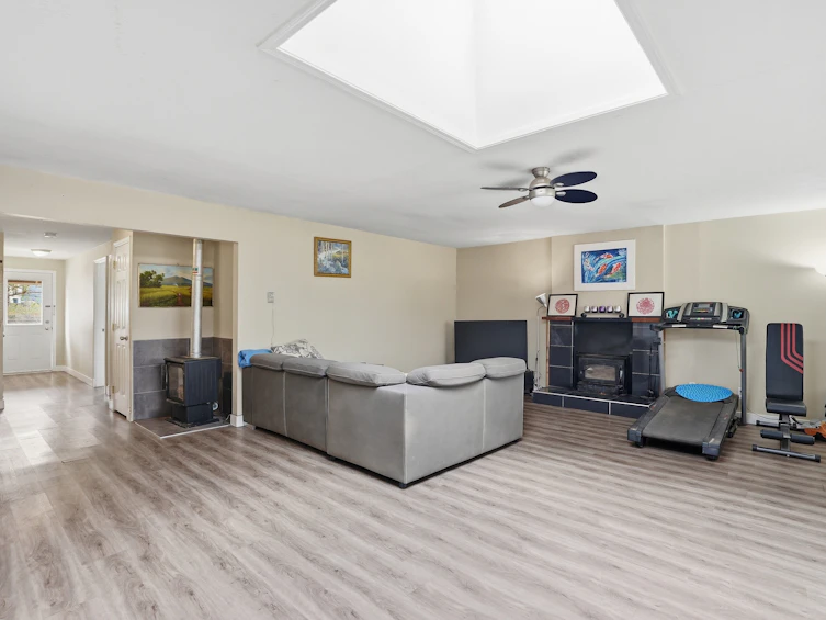 5707 Medusa Street, Sechelt, BC, V0N 3A0 - 15