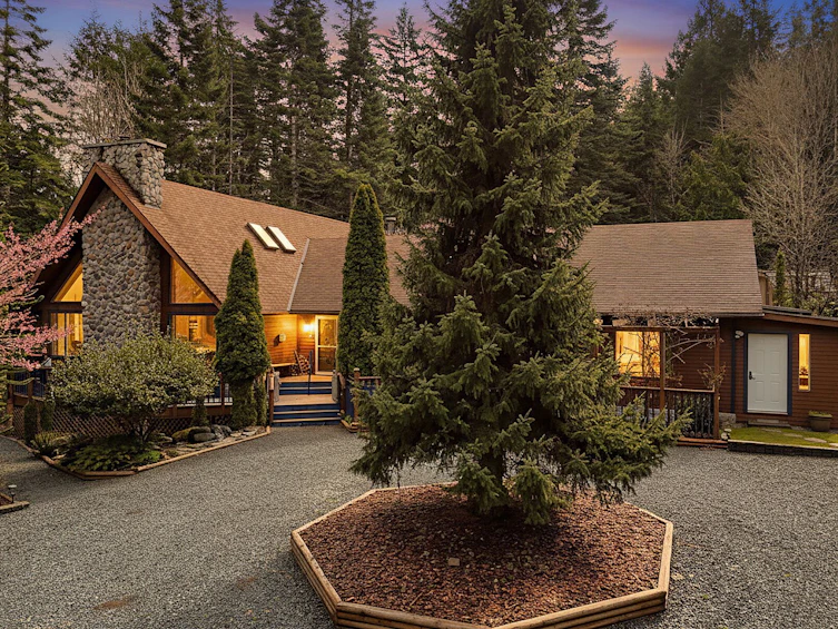 6907 Sellars Road, Sooke, BC, V9Z 0K9 - 2
