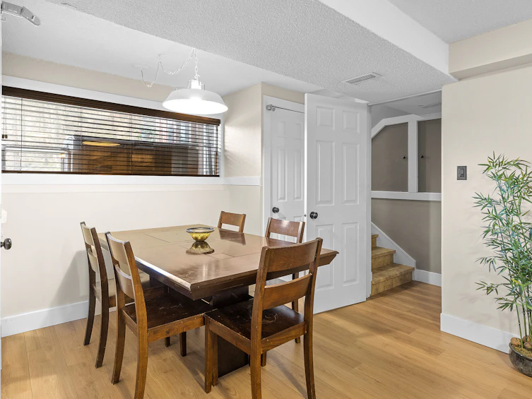 1084 S Westside Road, West Kelowna, BC, V1Z 3S1 - 23