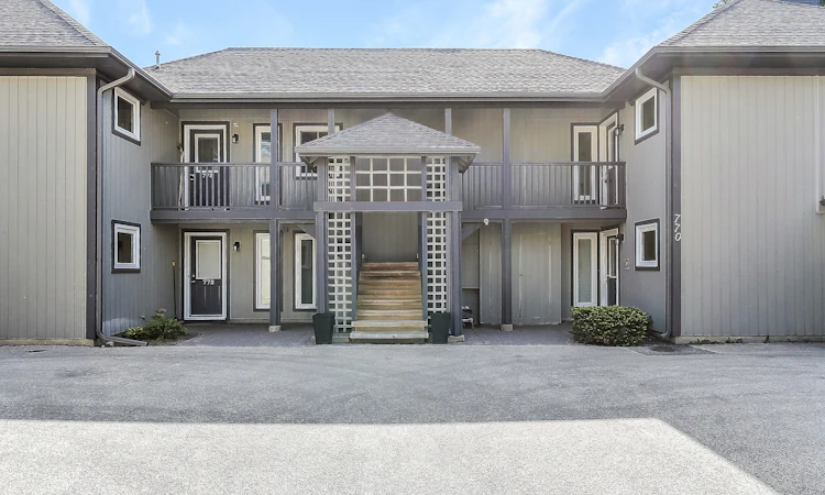 771 Johnston Park Avenue