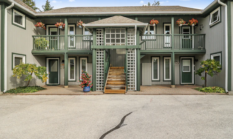 318 Mariners Way