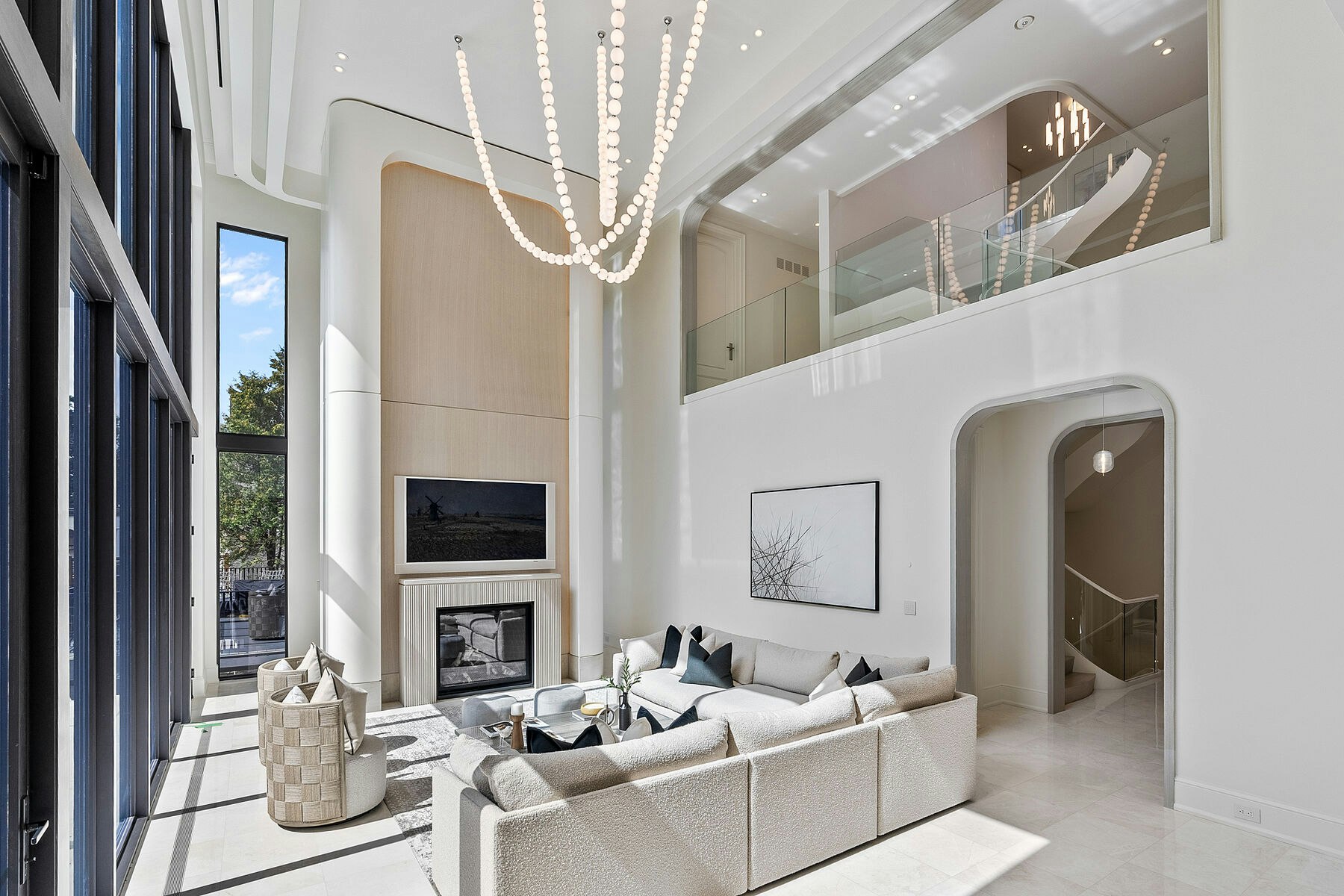 84 Old Forest Hill Road, Toronto, ON, M5P 2R5 - 7