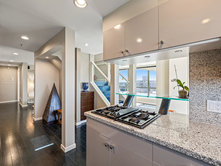 1100-5890 Balsam Street, Vancouver, BC, V6M 4B9 - 2