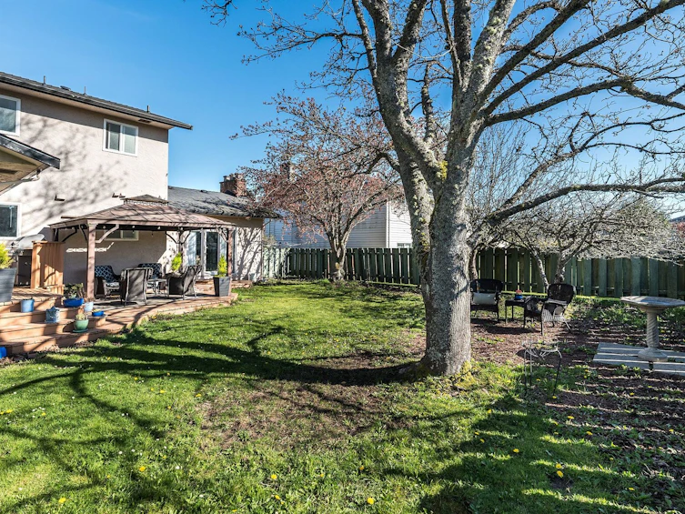 4104 Longview Drive, Saanich, BC, V8N 2K7 - 26
