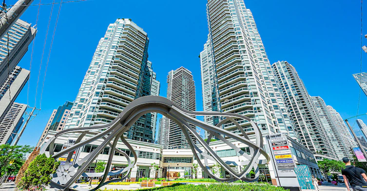 1012-10 Yonge Street, Toronto, ON, M5E 1R4 - 2