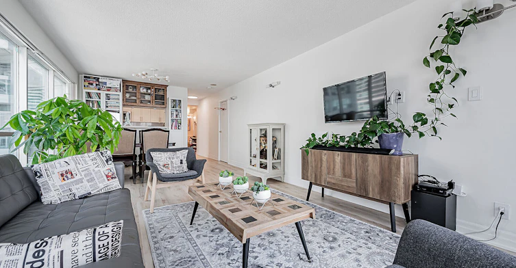 1012-10 Yonge Street, Toronto, ON, M5E 1R4 - 5