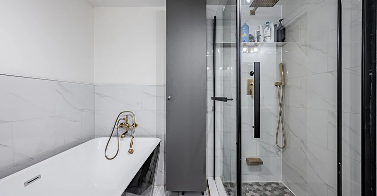 1012-10 Yonge Street, Toronto, ON, M5E 1R4 - 18