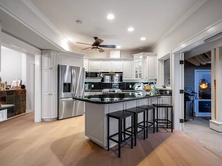 5431 West Vista Court, West Vancouver, BC, V7W 3G8 - 7