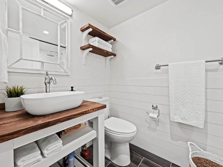 207-235 W 4th Street, North Vancouver, BC, V7M 1H8 - 23