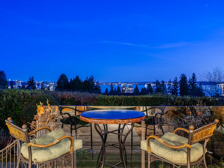 2374 Nelson Avenue, West Vancouver, BC, V7V 2R2 - 35