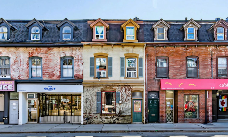 243 Gerrard Street E