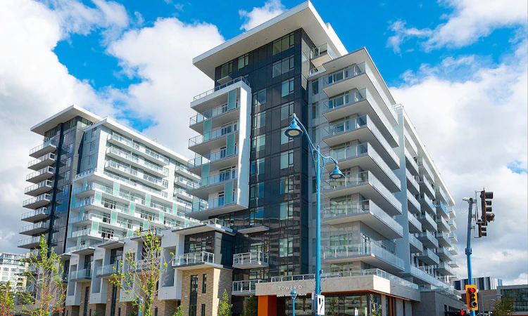 1021-6600 Minoru Boulevard