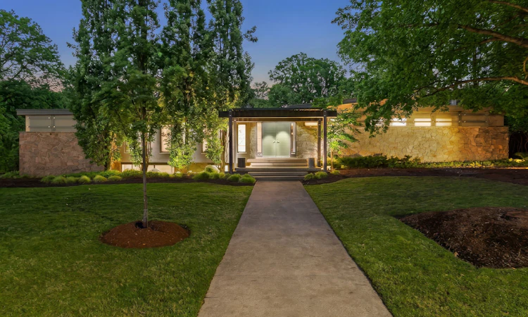 105 Marsdale Drive