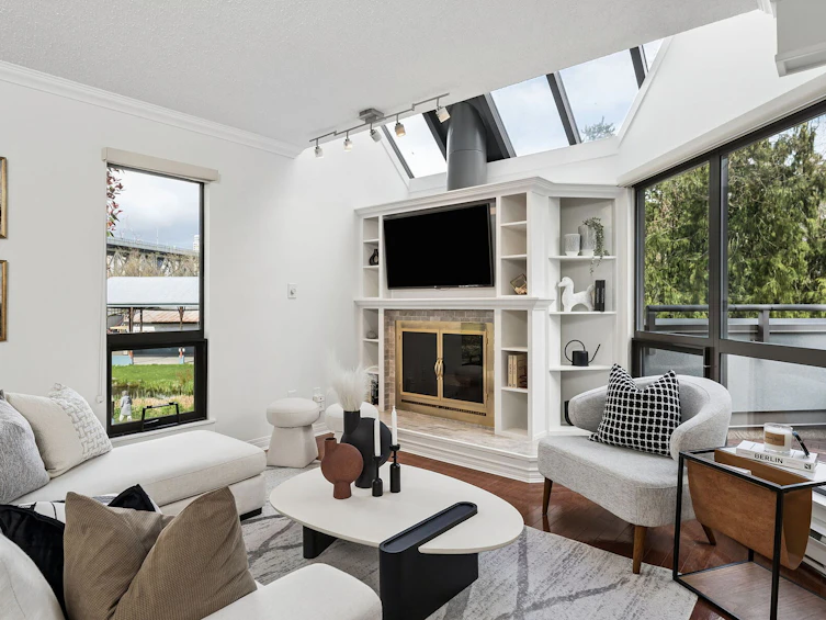 217-1477 Fountain Way, Vancouver, BC, V6H 3W9 - 2