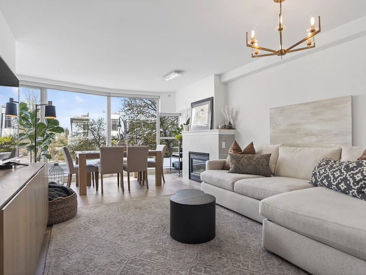 305-560 Cardero Street, Vancouver, BC, V6G 3E9