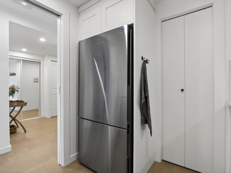 305-560 Cardero Street, Vancouver, BC, V6G 3E9 - 13