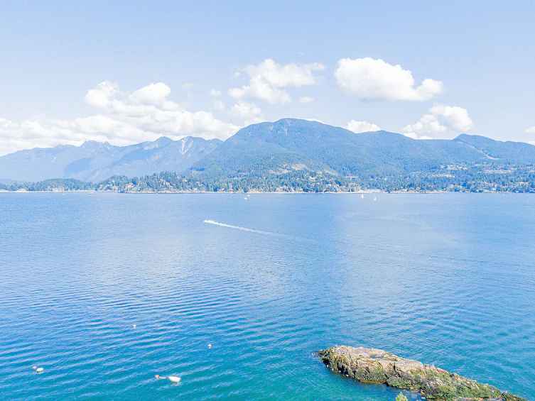 16 Passage Island, Passage Island, BC, V7W 1V7 - 18
