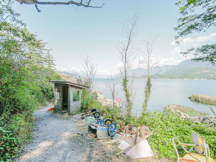 16 Passage Island, Passage Island, BC, V7W 1V7 - 8