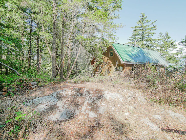 16 Passage Island, Passage Island, BC, V7W 1V7 - 5