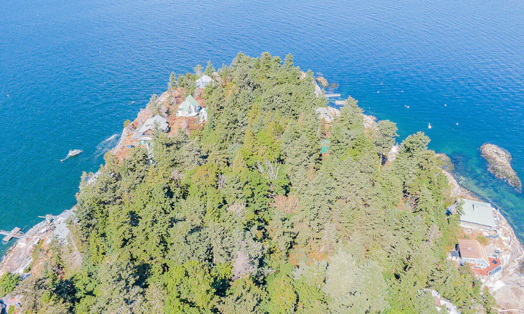 16 Passage Island