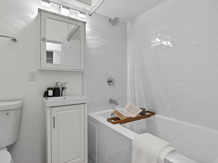 207-1879 Barclay Street, Vancouver, BC, V6G 1K7 - 18
