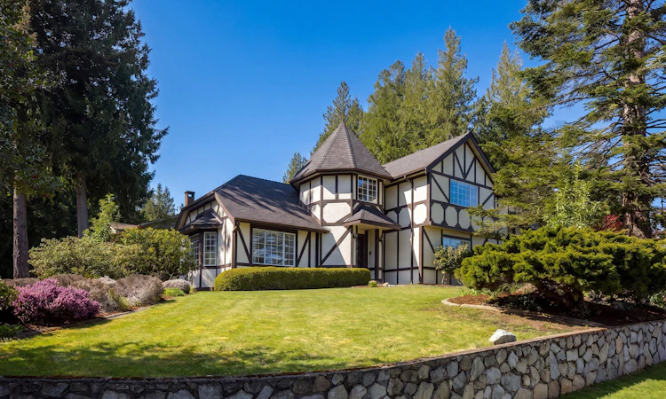 1753 Mayneview Terrace