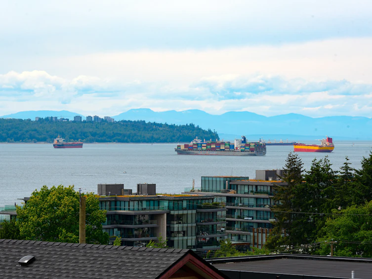 1168 Esquimalt Avenue, West Vancouver, BC, V7T 1K1 - 2