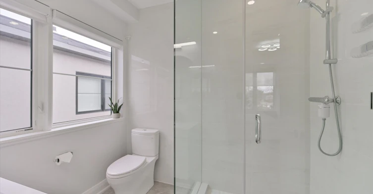 41A Maple Avenue North, Mississauga, ON, L5H 2R9 - 43