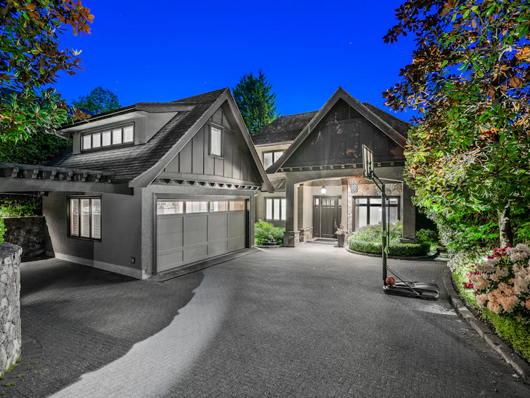 2312 Kings Avenue, West Vancouver, BC, V7V 2C4 - 2