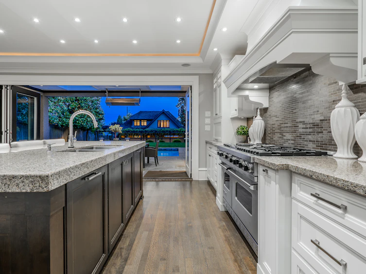 2312 Kings Avenue, West Vancouver, BC, V7V 2C4 - 5