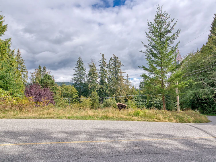 7712 Fawn Road, Halfmoon Bay, BC, V7Z 1C4 - 14