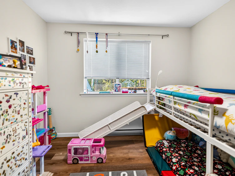 5797-5799 Sandy Hook Road, Sechelt, BC, V7Z 0P1 - 16