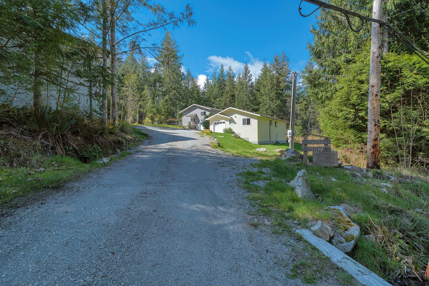 5797-5799 Sandy Hook Road, Sechelt, BC, V7Z 0P1 - 33