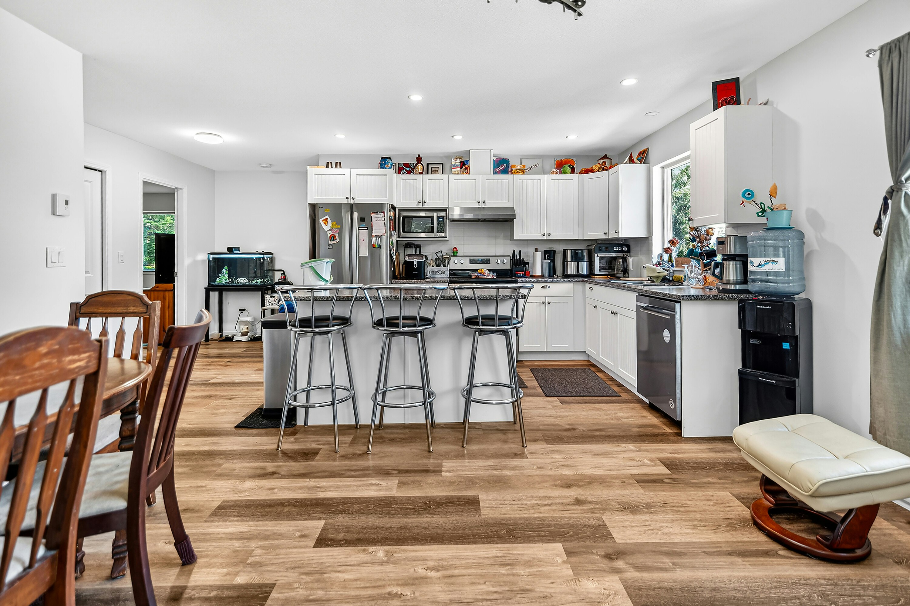 5797-5799 Sandy Hook Road, Sechelt, BC, V7Z 0P1 - 23