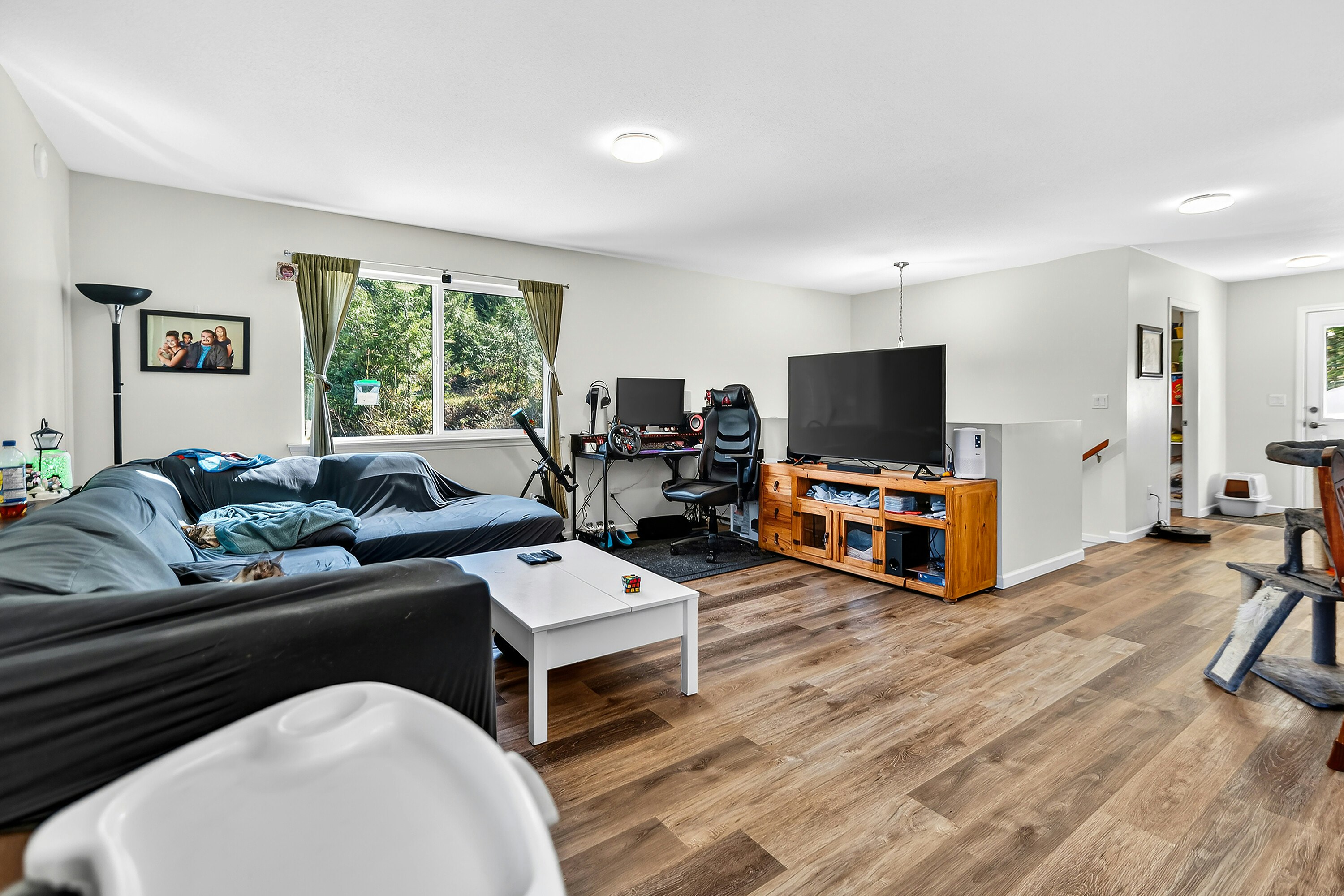 5797-5799 Sandy Hook Road, Sechelt, BC, V7Z 0P1 - 22