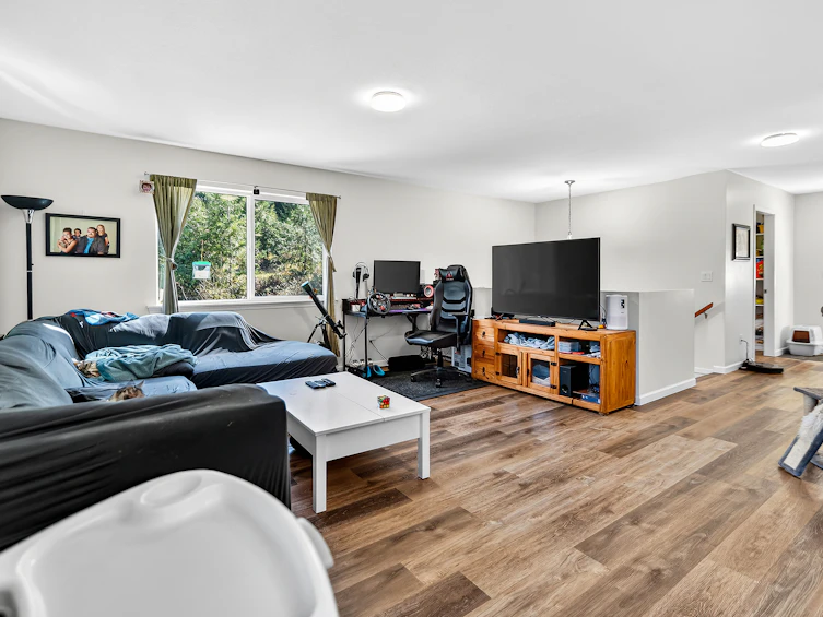 5797-5799 Sandy Hook Road, Sechelt, BC, V7Z 0P1 - 22