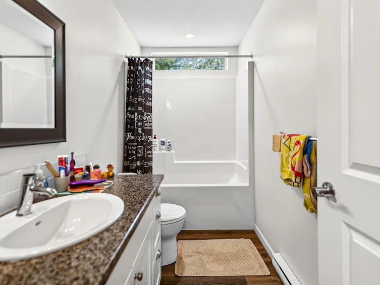 5797-5799 Sandy Hook Road, Sechelt, BC, V7Z 0P1 - 15