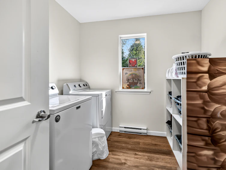 5797-5799 Sandy Hook Road, Sechelt, BC, V7Z 0P1 - 30