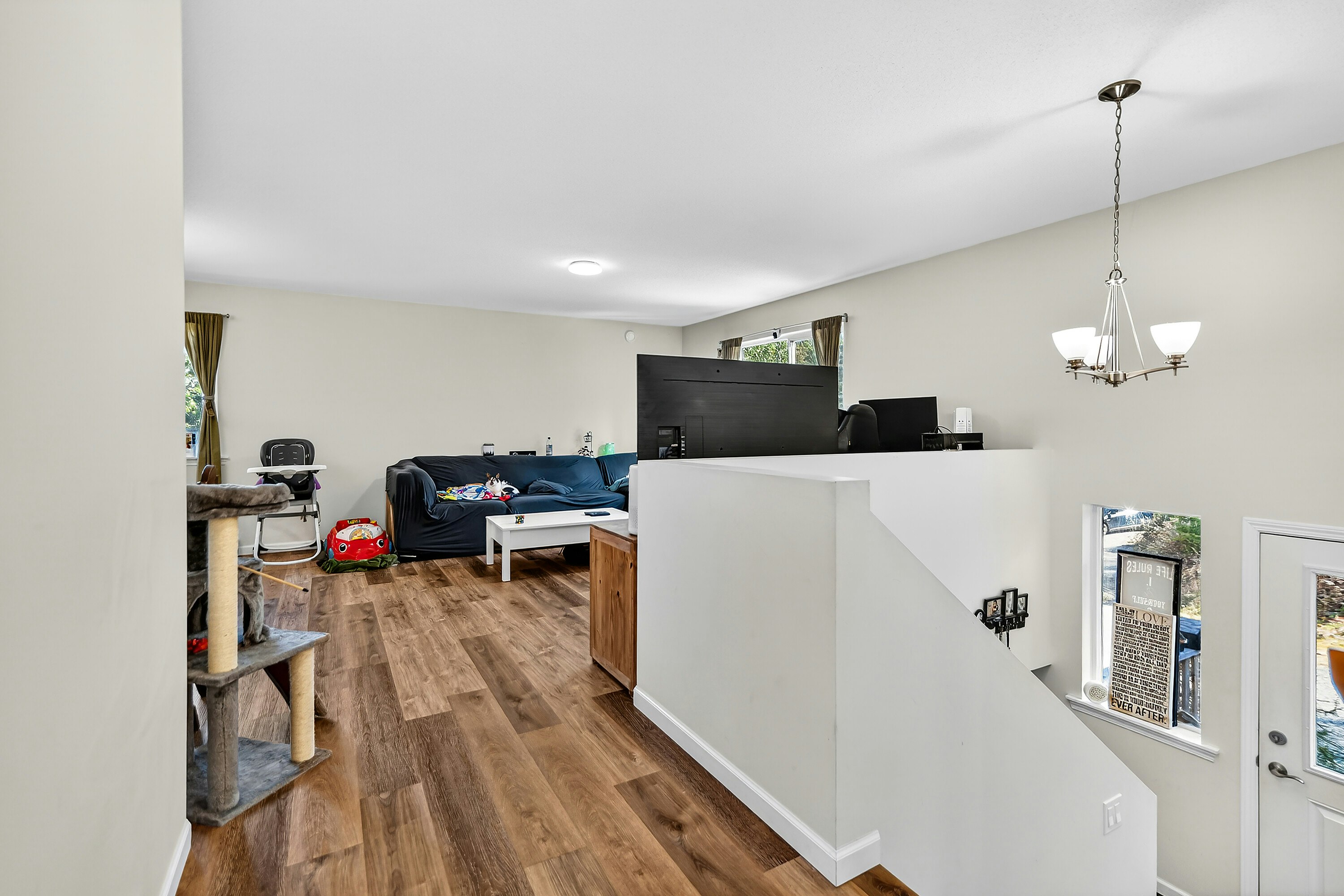 5797-5799 Sandy Hook Road, Sechelt, BC, V7Z 0P1 - 20